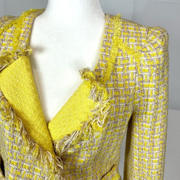 Boucle Tweed Blazer Chanel Style Jacket in Fringed Yellow HTF Super RARE - Picture 15 of 15